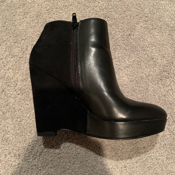 Carlos - Carlos Santana, 6M  Black Leather and Suede - Picture 8 of 8